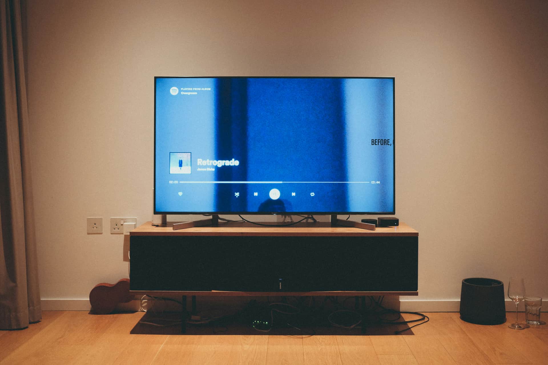 Reparații Smart TV